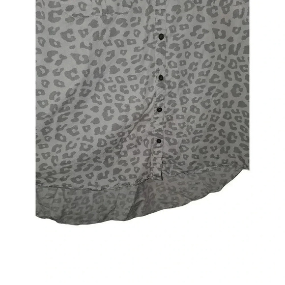 New Directions Curvy Leopard High to Low Long-sleeved or 3/4 sleeved 3x - Picture 6 of 8